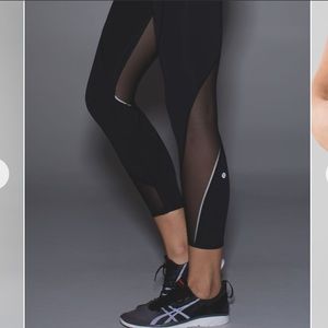 Lululemon luxtreme all meshed up 7/8 tight sz 6